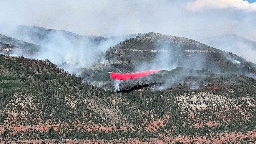 Colorado firefighting pilot killed when plane crashes into reservoir