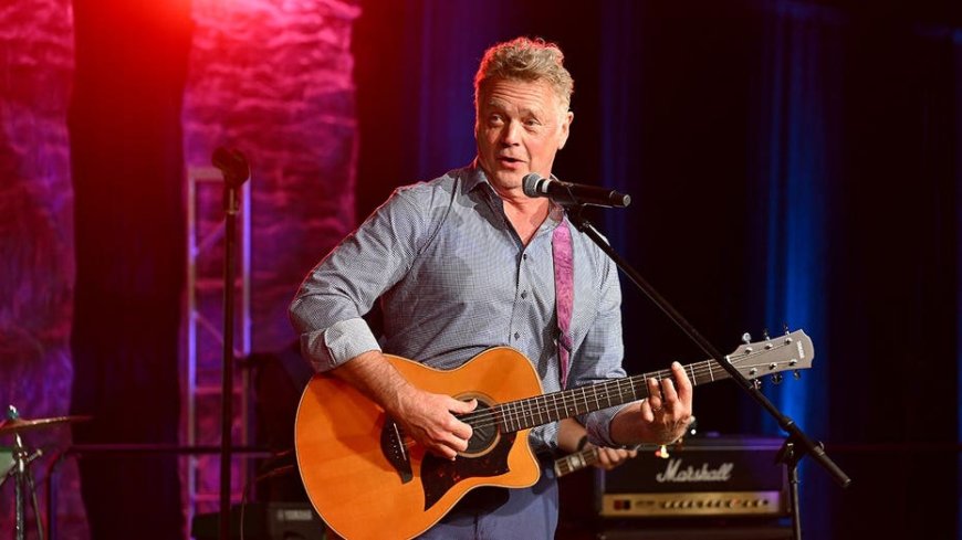 John Schneider blasts claims the American flag is a 'divisive symbol': 'These people are out of their minds'