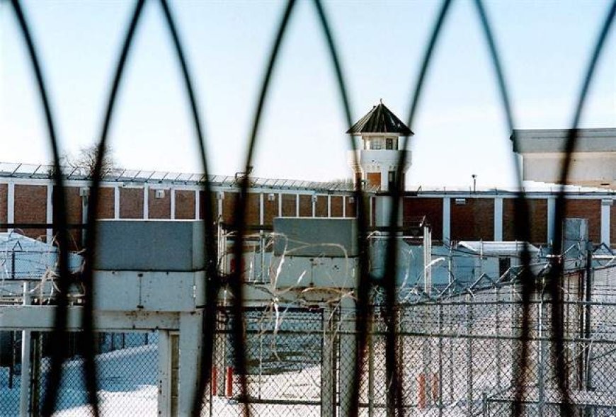 Sask. community safety minister defends corrections system after 5 inmate release errors