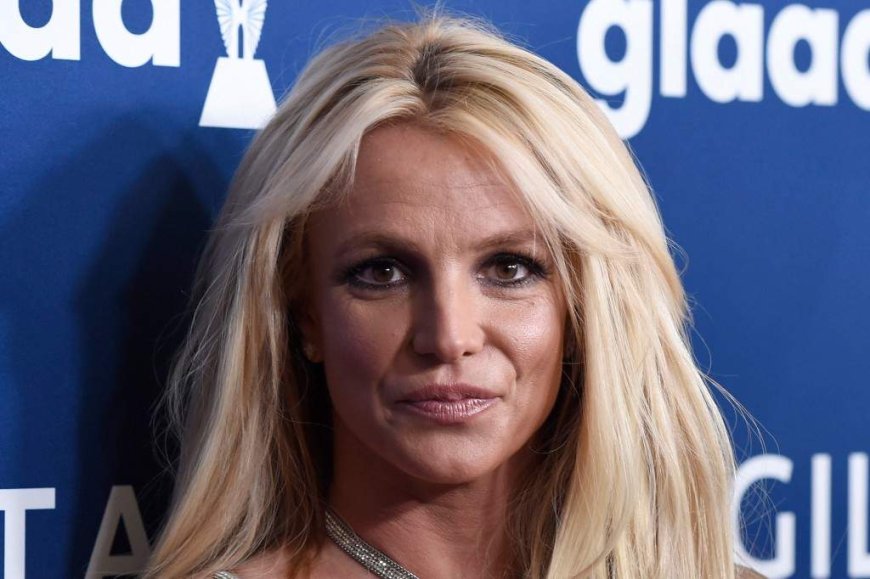 Britney Spears defends photos of her hanging out of sunroof on L.A. freeway