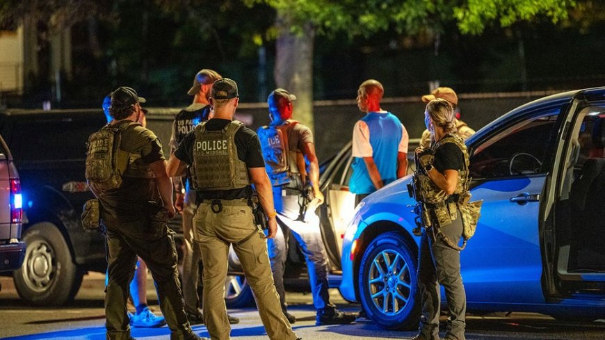 Man fleeing ICE officers in Florida is struck and killed by tractor-trailer, police say