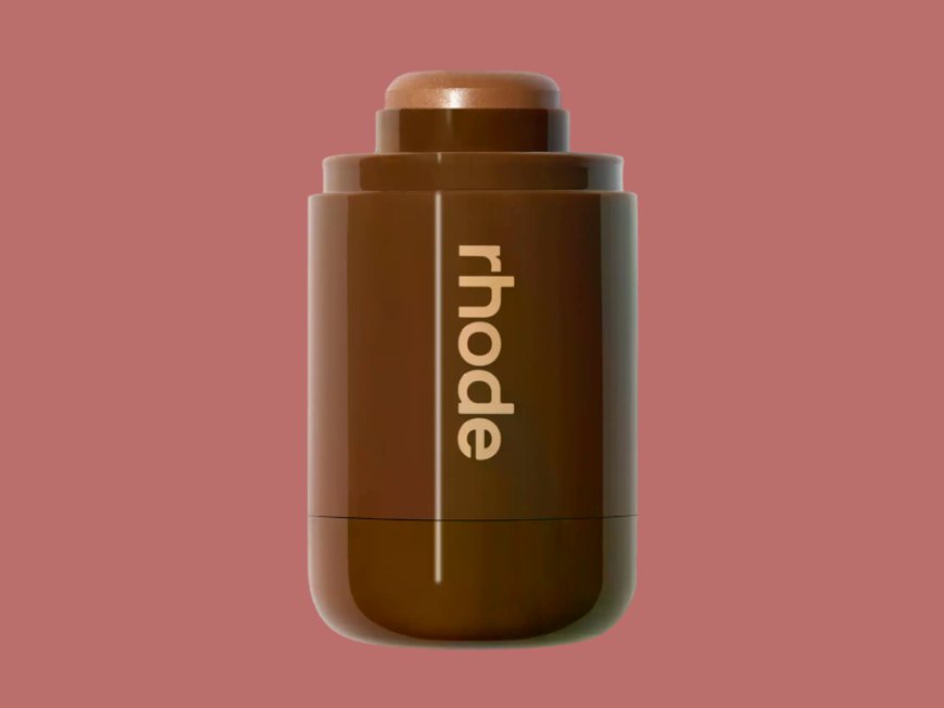 The Curator: 15 mini beauty essentials for on-the-go touchups