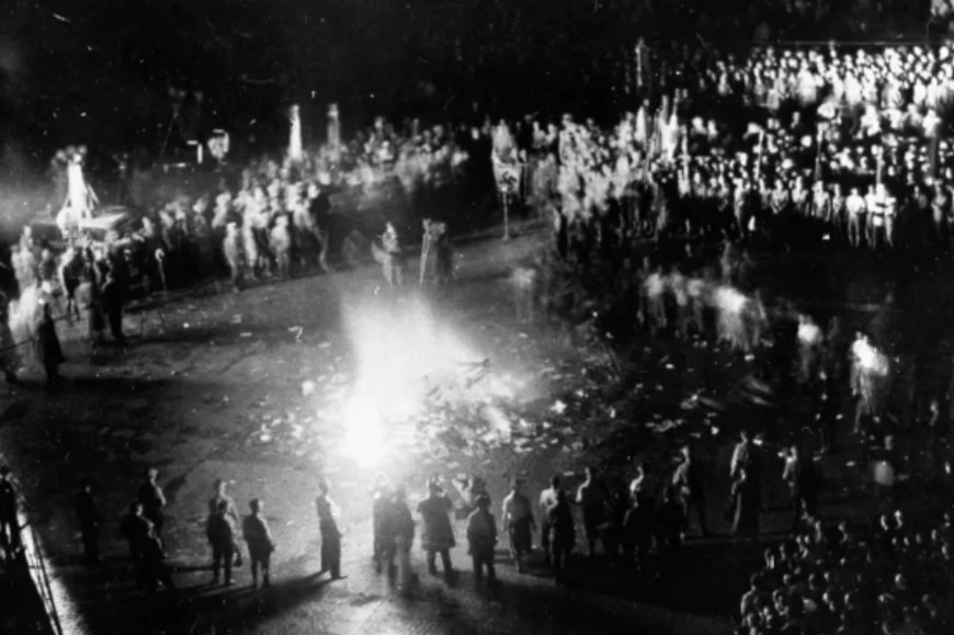 The Rise of the New Normal Reich (Redux)