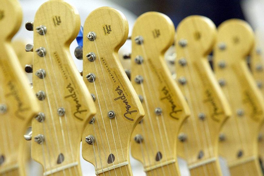 Guitar maker Fender sues German retailer Thomann in copyright dispute
