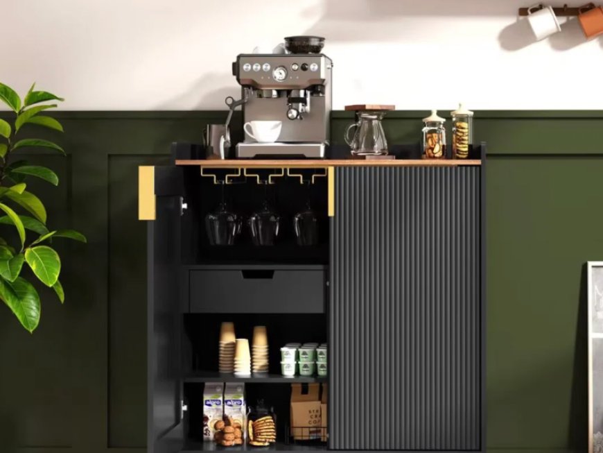 Ice-cold kitchens: 9 must-haves for styling summer drinks stations