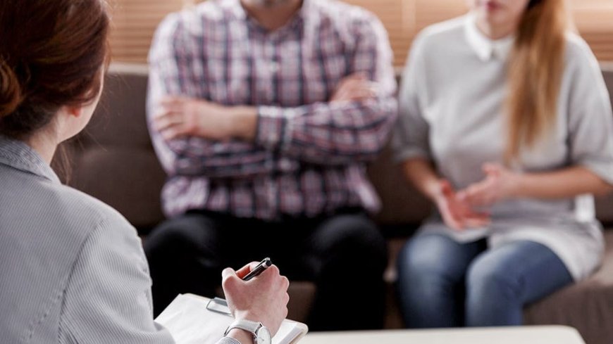 Relationship expert challenges one of America's biggest assumptions about divorce