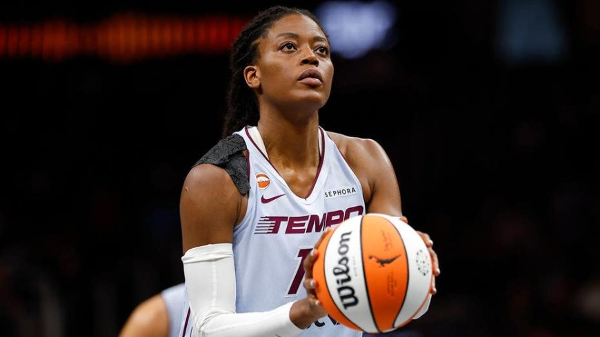 Caitlin Clark's former teammate calls out WNBA for suspending Tempo head coach over 'protected species' remark