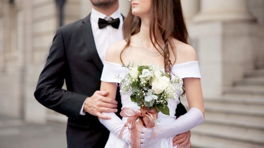 Courthouse weddings are booming as many couples skip pricey traditional ceremonies