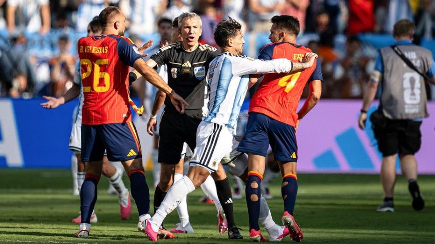 World Cup brawl sees Argentina player putting hand on throat of Spain opponent after match