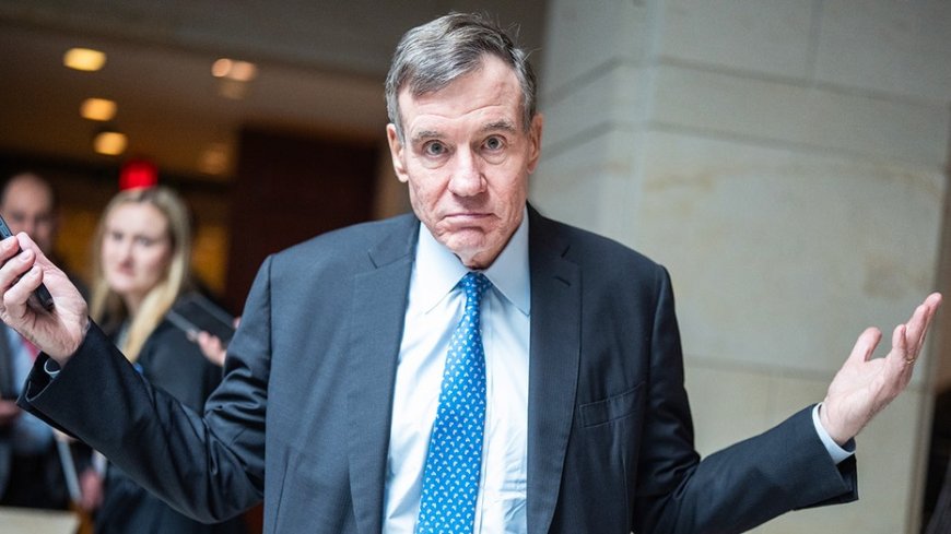 Democratic senator defends party's embrace of far-left candidates in clash with CNBC host