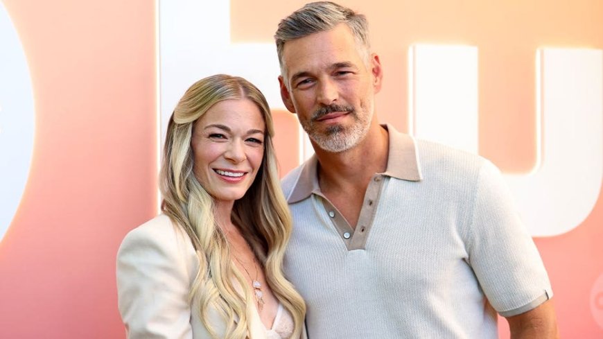 LeAnn Rimes shares naked hot tub photo with Eddie Cibrian on road trip from California to Nashville