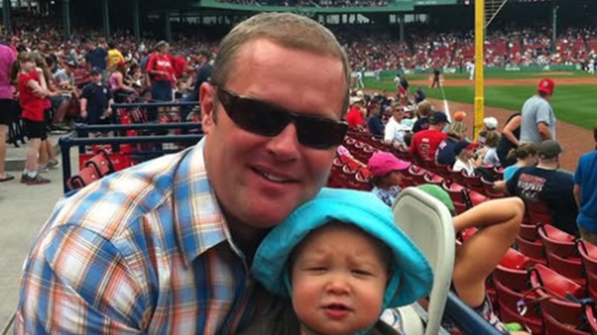 Father turning family tragedy into every baseball fan's dream of visiting 30 MLB stadiums in 30 days