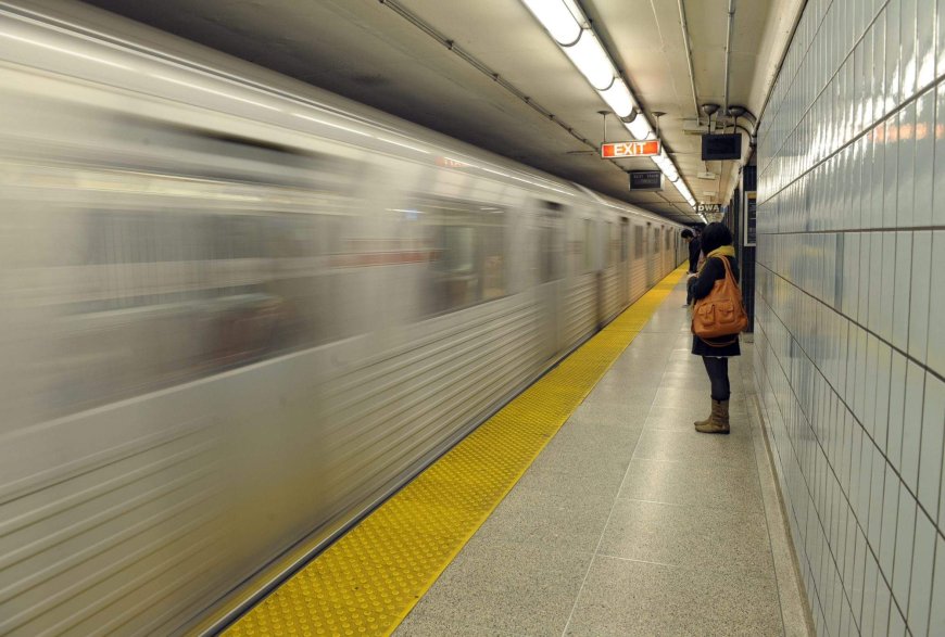 Crews complete launch shaft for planned Toronto subway extension