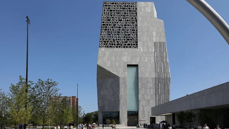 Stiffed: Obama Center Fails To Pay Contractor, Who’s Forced To Shut Down Operation