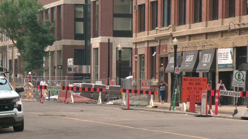 Downtown Edmonton retailers dig in amid rash of restaurant closures: ‘Not going anywhere’