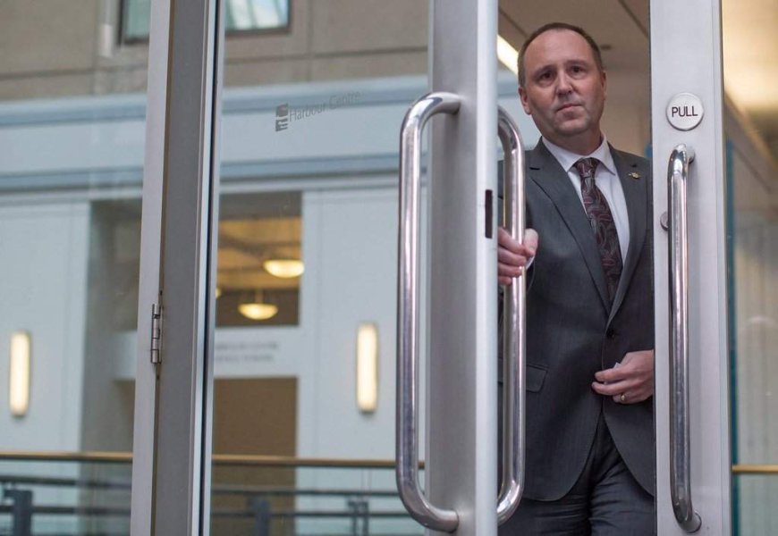 Has rise of the right primed B.C. politics for a party that breaks the binary?