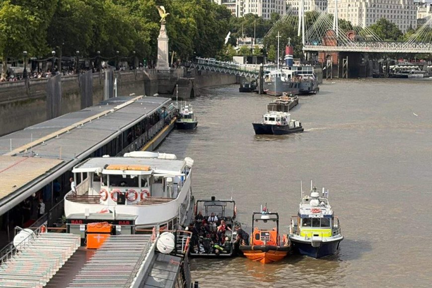 Police boat crashes into central London bridge, throwing officers overboard