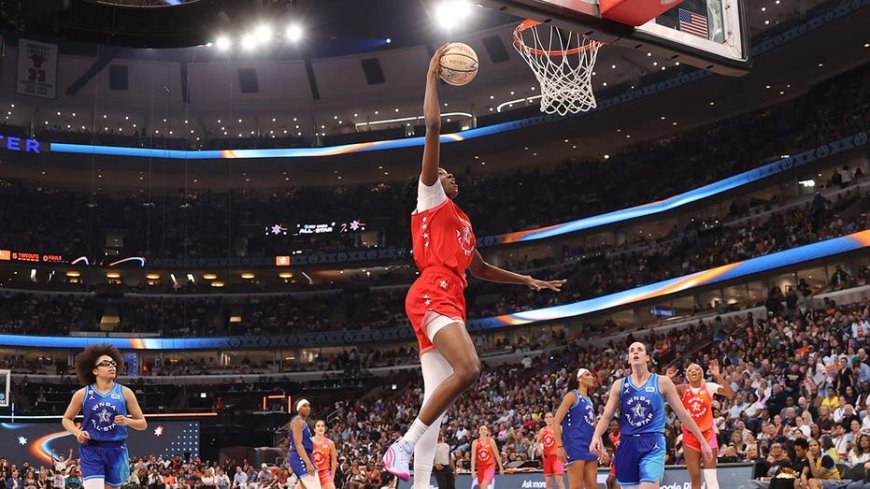 Seattle Storm's Dominique Malonga becomes youngest player to dunk in WNBA All-Star Game history