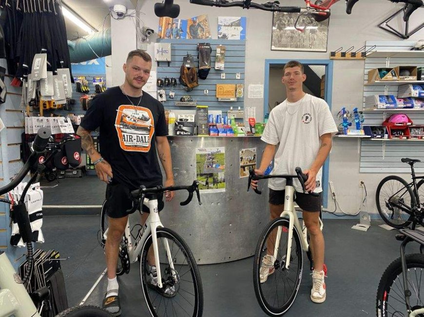 Charity cyclists to resume cross-country trek after bikes stolen in Winnipeg