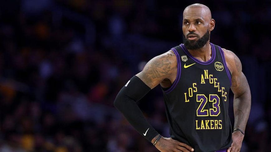 Shaquille O'Neal offers rebuttal for NBA fans claiming LeBron James is 'ring chasing' by joining Sixers