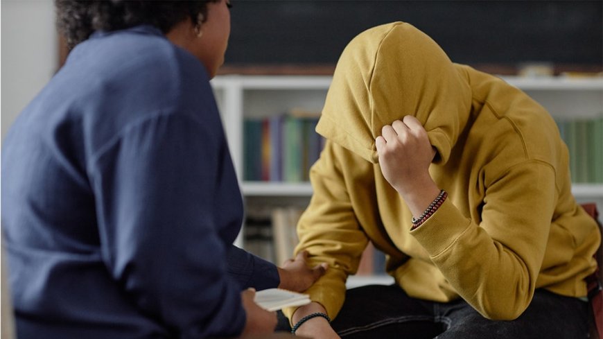Kansas teacher says she'll continue using students' preferred pronouns as district faces federal investigation