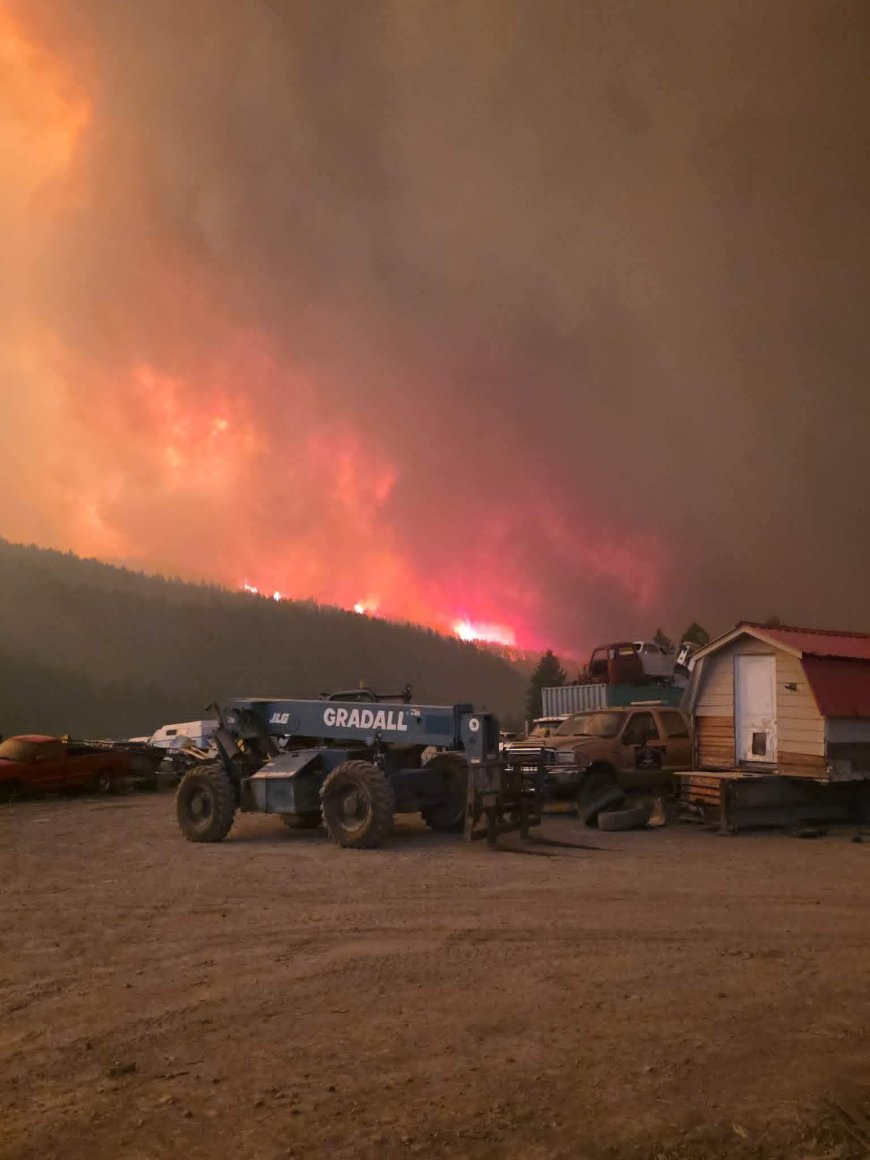 ‘Sounded like two 747 jets’: B.C. business owner flees fast-moving wildfire