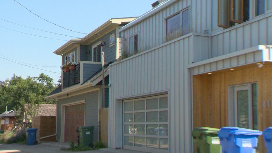 Calgary maintains rules for backyard suites but secondary suites will get ‘automatic approval’