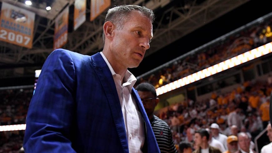 Alabama basketball coach Nate Oats marries former hoops staffer 20 years his junior following divorce