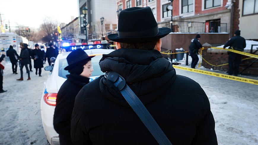 Man sentenced to 6 months in jail for ramming car into Jewish group's world headquarters in New York