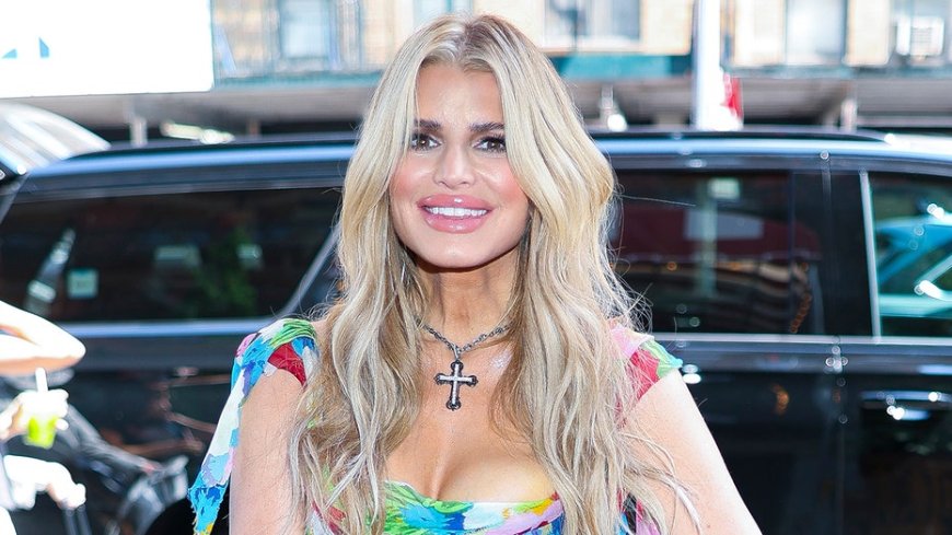 Jessica Simpson celebrates turning 46 in bikini as she admits her children have never seen her perform