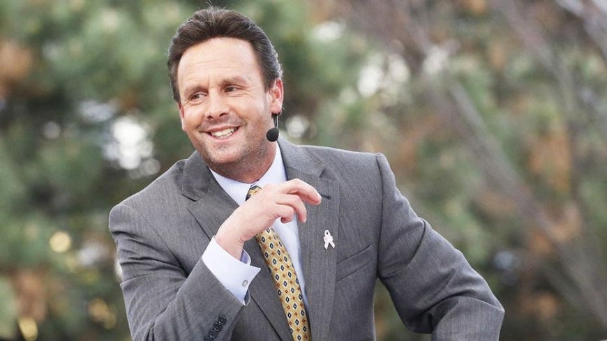 Karl Ravech stuns MLB fans by returning to ESPN booth weeks after being laid off