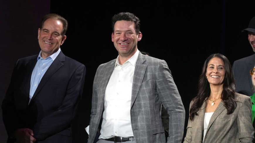 NFL analyst Tony Romo placed on leave by CBS Sports following drunk driving arrest in Wisconsin