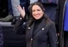Alexandria Ocasio-Cortez shrugs off past 'defund the police' comments, joking 'Woke 1 was crazy'