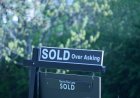 Mortgage renewals mean housing takes up 50% of many Canadians’ budgets