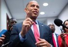 Hakeem Jeffries rejects Medicare for All, DSA agenda as Ro Khanna calls health plan 'most important priority'