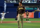 San Diego Padres swept by Rays after outfielder drops fly ball over the fence for a home run: WATCH