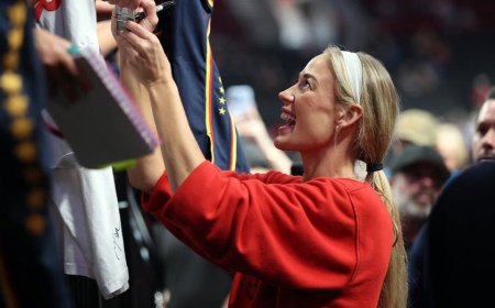 Sophie Cunningham shares touching moment with young Fever fan after game against Portland