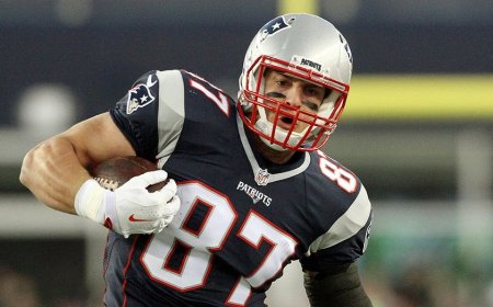 Patriots legend Rob Gronkowski reveals the impact politics has on locker room dynamics