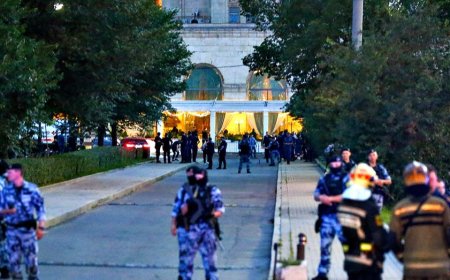 Mayor calls upscale restaurant bombing a 'brutal terrorist act' after 3 killed, 21 injured