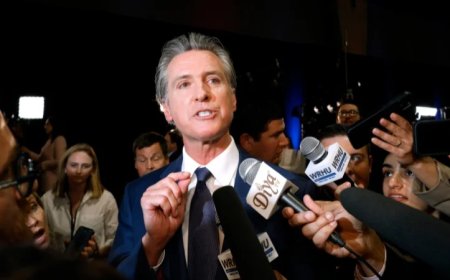 Latest Dem Poll Spells Trouble for Newsom and Harris 2028 Bids