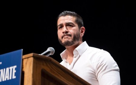 ‘Doctor’ El-Sayed’s bizarre health hustle raises campaign headache: ‘Moon Juice Brain Dust’