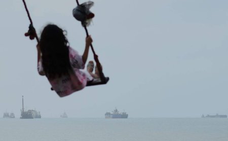 Iran, US make opposing claims of peace talks as cargo ships report strikes
