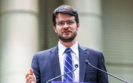 Sunrise Movement co-founder defeats establishment-backed Dems in pivotal Michigan race