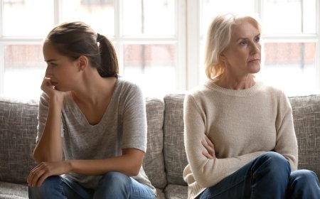 5 reasons more Americans are cutting off their own parents, according to psychologist