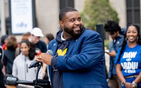 DSA-backed candidate topples millionaire Dem incumbent