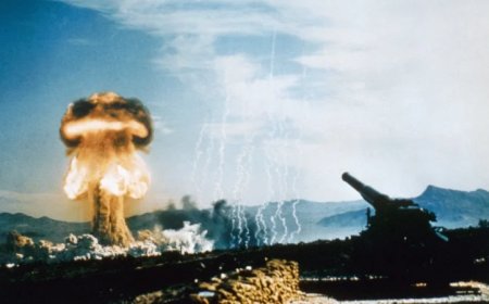 Pentagon Drafting New US Nuclear Strategy For War With Russia / China