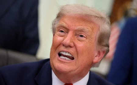 Senator Introduces Bill To Stop Trump From Selling Early Access To His Announcements