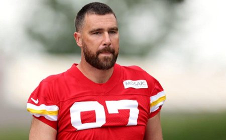 Chiefs coach Andy Reid has a blunt response to everyone freaking out over Travis Kelce's dad bod