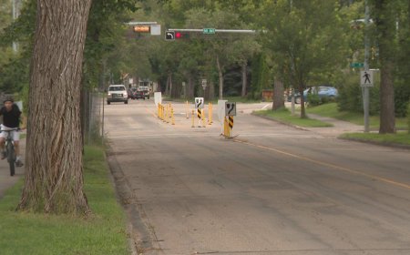 Another Edmonton bike lane draws varying opinions from community members