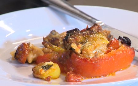 Simply Delicious Recipe: Stuffed Peppers with Eggplant